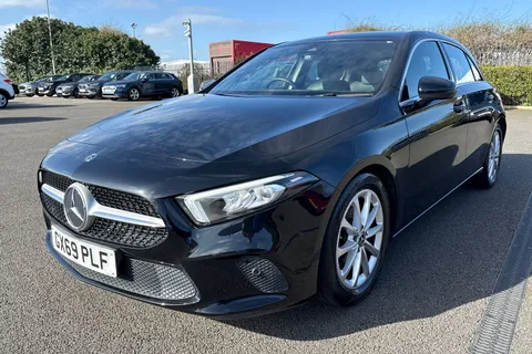 27 of 67 for Mercedes-Benz A Class 1.5 A180d Sport (Executive) 7G-DCT Euro 6 (s/s) 5dr