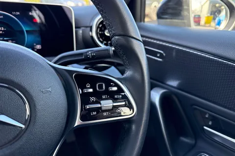 38 of 67 for Mercedes-Benz A Class 1.5 A180d Sport (Executive) 7G-DCT Euro 6 (s/s) 5dr