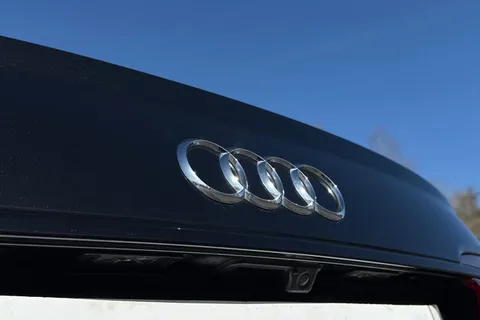 25 of 48 for Audi A6 Saloon Black Edition 40 TDI quattro 204 PS S tronic