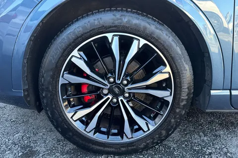 MC72OYU Ford Kuga 2.5h Duratec ST-Line X Edition CVT Euro 6 (s/s) 5dr Thumbnail #13