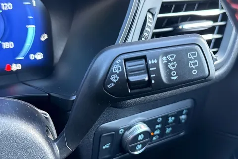 MC72OYU Ford Kuga 2.5h Duratec ST-Line X Edition CVT Euro 6 (s/s) 5dr Thumbnail #39