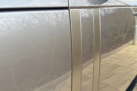 29 of 51 for Land Rover Range Rover 3.0 P460e HSE 5dr