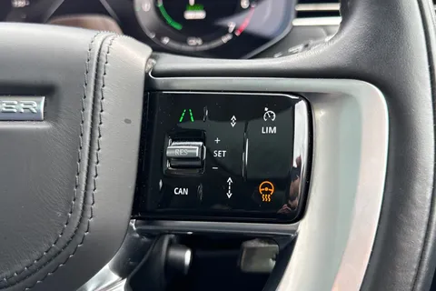 47 of 51 for Land Rover Range Rover 3.0 P460e HSE 5dr