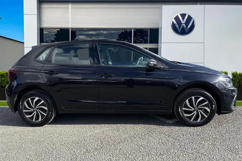 GJ25XLB Volkswagen Polo 1.0 TSI Life 5dr Thumbnail #4