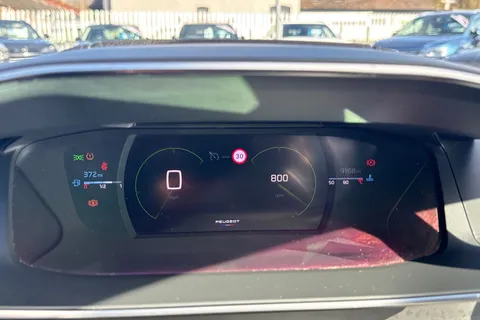 FG25YBH PEUGEOT 208 1.2 PureTech GT Euro 6 (s/s) 5dr Thumbnail #38