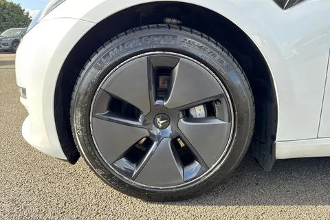 LA72FSC Tesla Model 3 (Dual Motor) Long Range Auto 4WDE 4dr Thumbnail #14