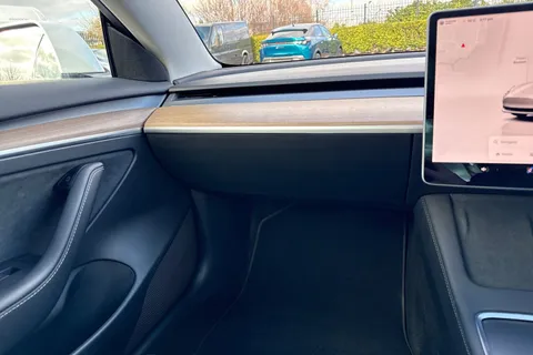 LA72FSC Tesla Model 3 (Dual Motor) Long Range Auto 4WDE 4dr Thumbnail #21