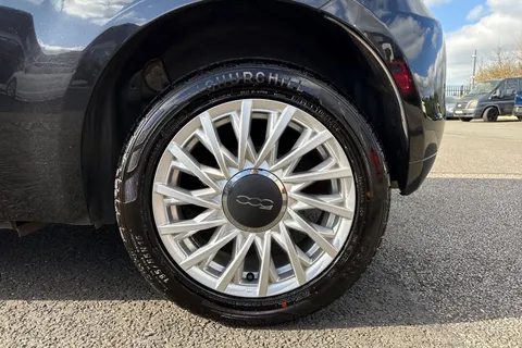 13 of 64 for FIAT 500 1.2 Lounge Euro 6 (s/s) 3dr