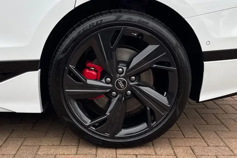 KR74FYW Audi A6 E-Tron Avant Avant Edition 1 e-tron performance  270,00 kW Thumbnail #14