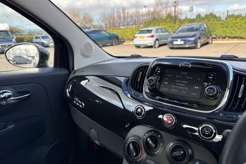 17 of 64 for FIAT 500 1.2 Lounge Euro 6 (s/s) 3dr