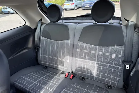 19 of 64 for FIAT 500 1.2 Lounge Euro 6 (s/s) 3dr