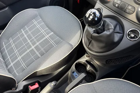 23 of 64 for FIAT 500 1.2 Lounge Euro 6 (s/s) 3dr