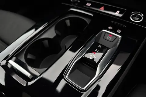 KR74FYW Audi A6 E-Tron Avant Avant Edition 1 e-tron performance  270,00 kW Thumbnail #24