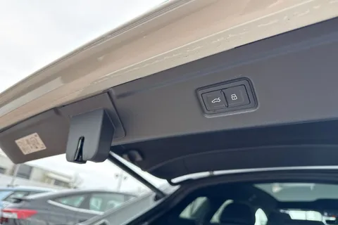 KR74FYW Audi A6 E-Tron Avant Avant Edition 1 e-tron performance  270,00 kW Thumbnail #42