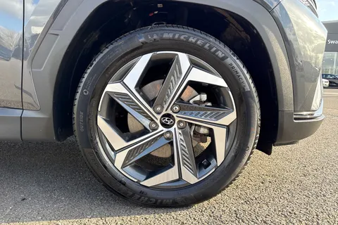 DG24MTV Hyundai Tucson 1.6 TGDi Hybrid 230 Premium 5dr 2WD Auto Thumbnail #11