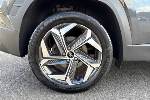 DG24MTV Hyundai Tucson 1.6 TGDi Hybrid 230 Premium 5dr 2WD Auto Thumbnail #12