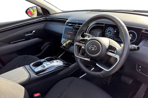 DG24MTV Hyundai Tucson 1.6 TGDi Hybrid 230 Premium 5dr 2WD Auto Thumbnail #15