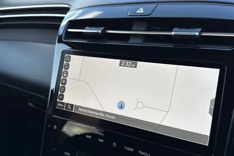 DG24MTV Hyundai Tucson 1.6 TGDi Hybrid 230 Premium 5dr 2WD Auto Thumbnail #18