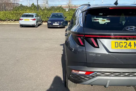 DG24MTV Hyundai Tucson 1.6 TGDi Hybrid 230 Premium 5dr 2WD Auto Thumbnail #36