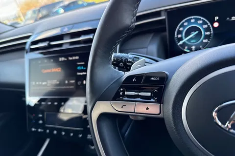 DG24MTV Hyundai Tucson 1.6 TGDi Hybrid 230 Premium 5dr 2WD Auto Thumbnail #39