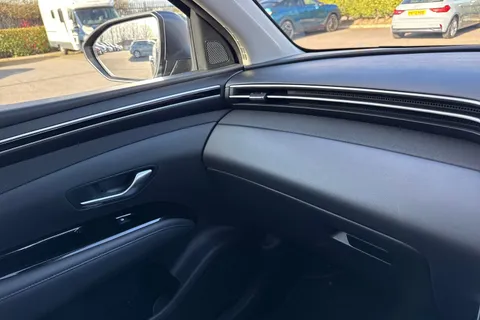 DG24MTV Hyundai Tucson 1.6 TGDi Hybrid 230 Premium 5dr 2WD Auto Thumbnail #62