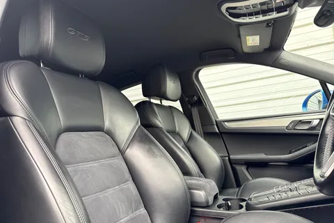 US66CYM Porsche Macan 3.0T V6 GTS PDK 4WD Euro 6 (s/s) 5dr Thumbnail #25