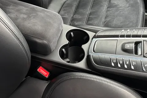 US66CYM Porsche Macan 3.0T V6 GTS PDK 4WD Euro 6 (s/s) 5dr Thumbnail #40