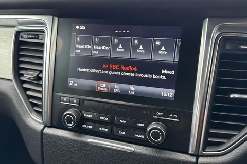 US66CYM Porsche Macan 3.0T V6 GTS PDK 4WD Euro 6 (s/s) 5dr Thumbnail #51