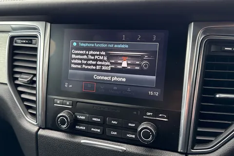 US66CYM Porsche Macan 3.0T V6 GTS PDK 4WD Euro 6 (s/s) 5dr Thumbnail #52