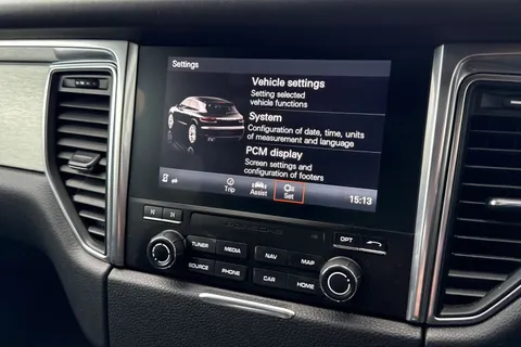 US66CYM Porsche Macan 3.0T V6 GTS PDK 4WD Euro 6 (s/s) 5dr Thumbnail #55