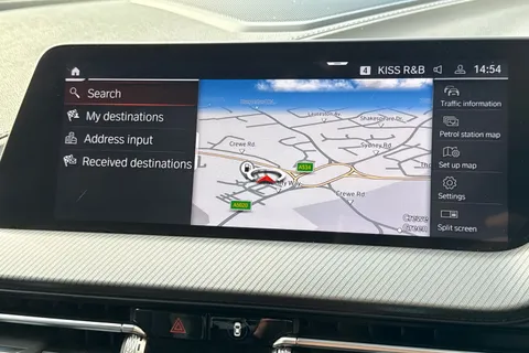 DA72CGF BMW 1 Series 118d M Sport 5dr [Live Cockpit Professional] Thumbnail #17