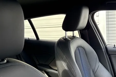 DA72CGF BMW 1 Series 118d M Sport 5dr [Live Cockpit Professional] Thumbnail #33