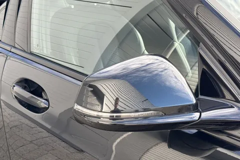 DA72CGF BMW 1 Series 118d M Sport 5dr [Live Cockpit Professional] Thumbnail #41