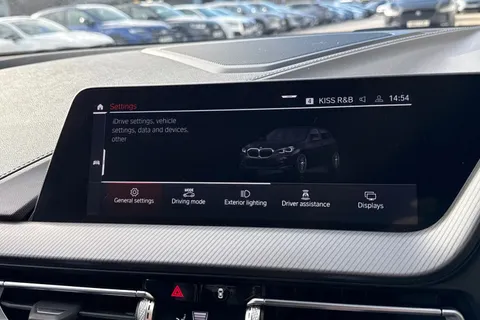 DA72CGF BMW 1 Series 118d M Sport 5dr [Live Cockpit Professional] Thumbnail #48