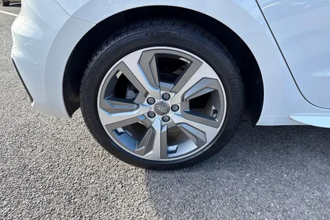 11 of 51 for Audi A1 S line 30 TFSI 116 PS 6-speed