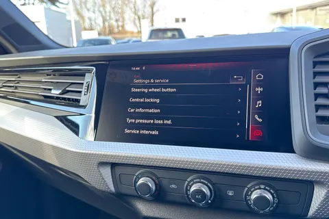 41 of 51 for Audi A1 S line 30 TFSI 116 PS 6-speed