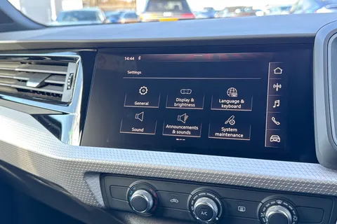 43 of 51 for Audi A1 S line 30 TFSI 116 PS 6-speed