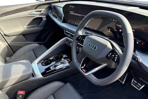 DK75USP Audi Q5 Edition 1 TDI quattro 204 PS S tronic Thumbnail #15