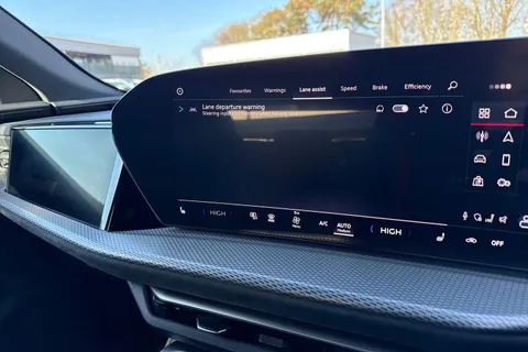 DK75USP Audi Q5 Edition 1 TDI quattro 204 PS S tronic Thumbnail #44