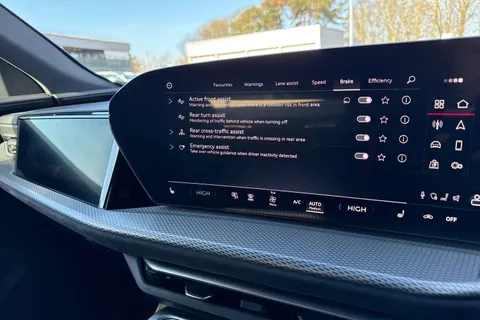 DK75USP Audi Q5 Edition 1 TDI quattro 204 PS S tronic Thumbnail #46