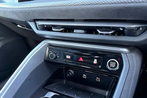 DK75USP Audi Q5 Edition 1 TDI quattro 204 PS S tronic Thumbnail #53