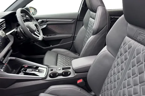 EK75DDX Audi S3 Black Edition TFSI  333 PS S tronic Thumbnail #17