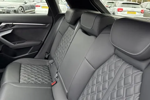 EK75DDX Audi S3 Black Edition TFSI  333 PS S tronic Thumbnail #20