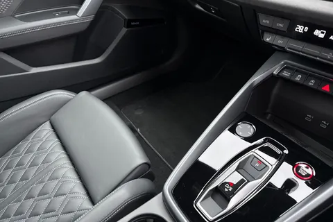 EK75DDX Audi S3 Black Edition TFSI  333 PS S tronic Thumbnail #21