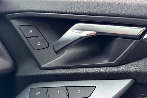 EK75DDX Audi S3 Black Edition TFSI  333 PS S tronic Thumbnail #22