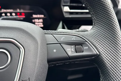 EK75DDX Audi S3 Black Edition TFSI  333 PS S tronic Thumbnail #28