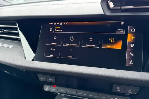 EK75DDX Audi S3 Black Edition TFSI  333 PS S tronic Thumbnail #38