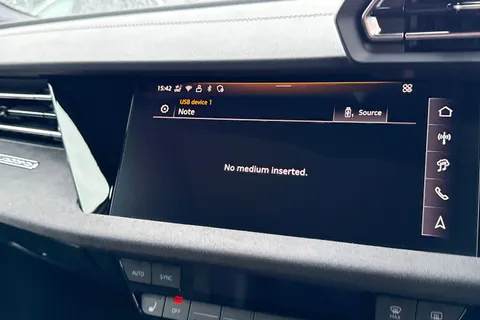 EK75DDX Audi S3 Black Edition TFSI  333 PS S tronic Thumbnail #39