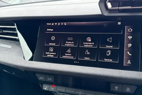 EK75DDX Audi S3 Black Edition TFSI  333 PS S tronic Thumbnail #51