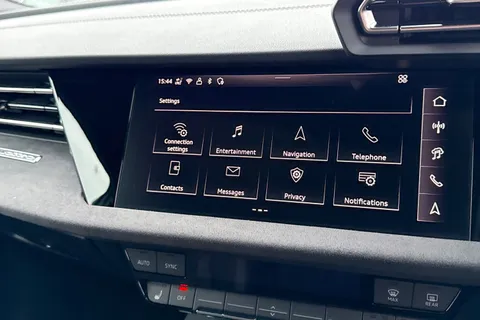 EK75DDX Audi S3 Black Edition TFSI  333 PS S tronic Thumbnail #52